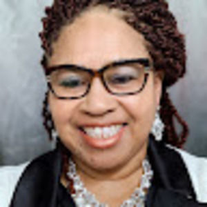 Meet your Posher, Faye